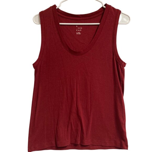 Women's UNIVERSAL THREAD Scoop Neck Ribbed Wide Strap Tank Top BRICK RED Size XL - Picture 1 of 1